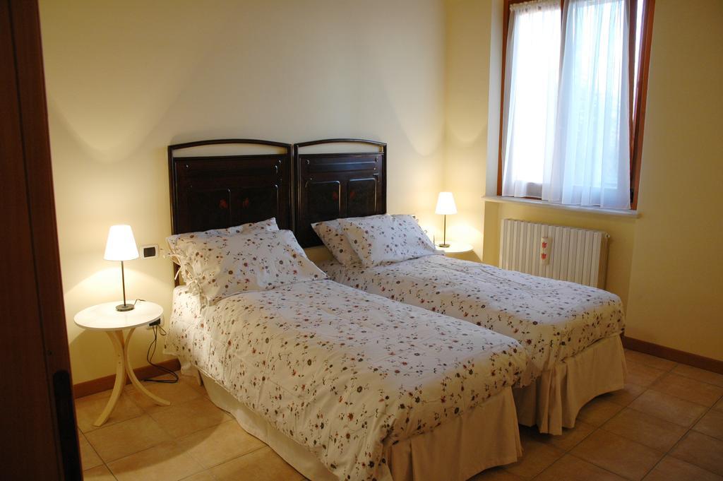 Agriturismo Al Barco Sommacampagna Phòng bức ảnh